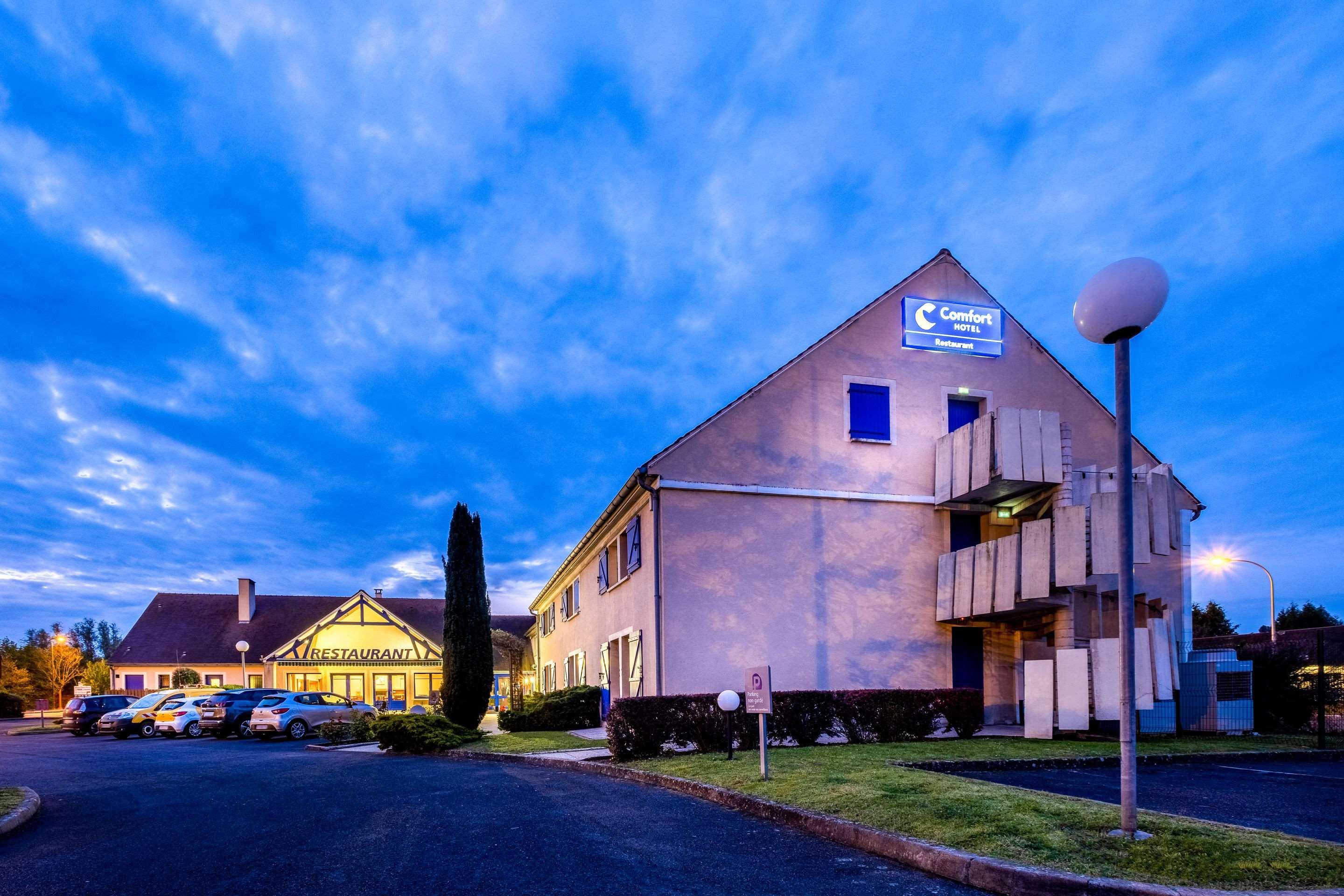 Comfort Hotel Étampes Exterior foto